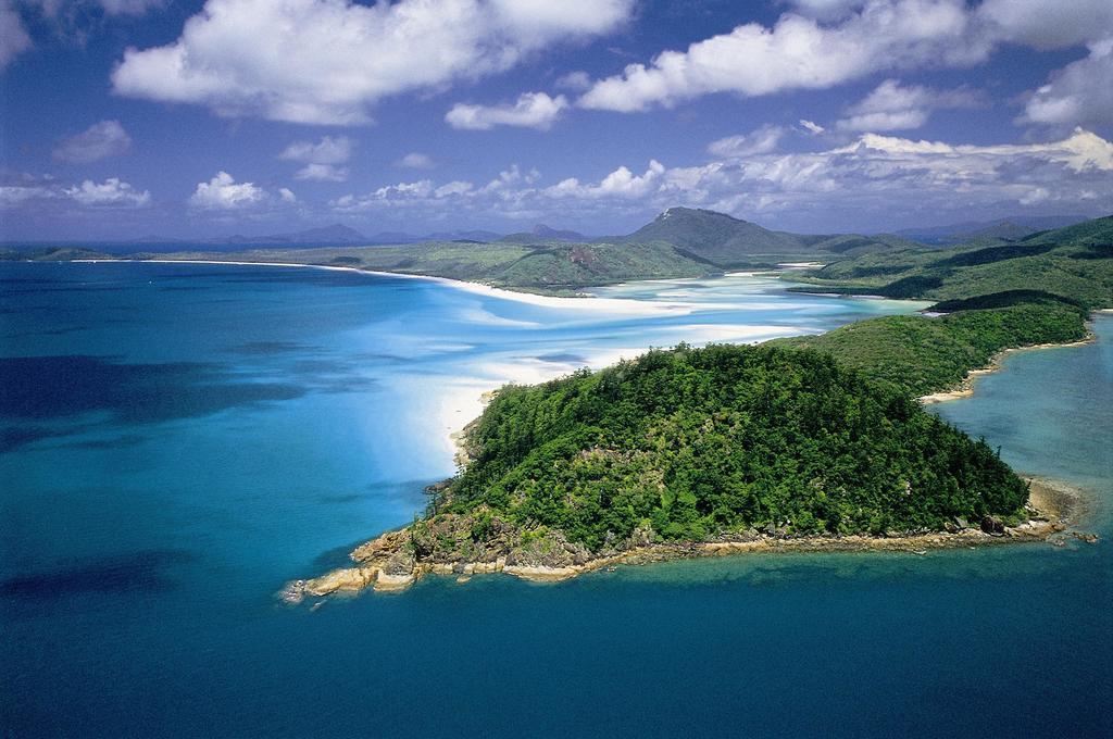 Aparthotel At Waterfront Whitsunday Retreat - Adults Only Airlie Beach Exteriér fotografie